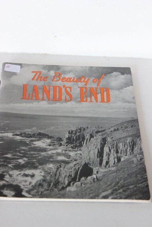 LIBRO VINTAGE IN LINGUA INGLESE   THE BEAUTY OF LAND'S END    BY B. A. BUTT Libri
