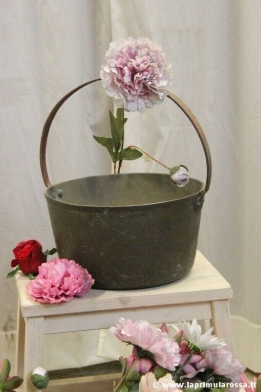 PAIOLO ANTICO IN OTTONE E FERRO - VECCHIO SECCHIO  - CACHE POT PENTOLA 31 h 37 Ottone