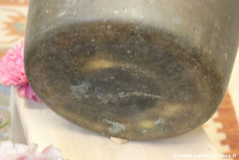 PAIOLO ANTICO IN OTTONE E FERRO - VECCHIO SECCHIO  - CACHE POT PENTOLA 31 h 37 Ottone