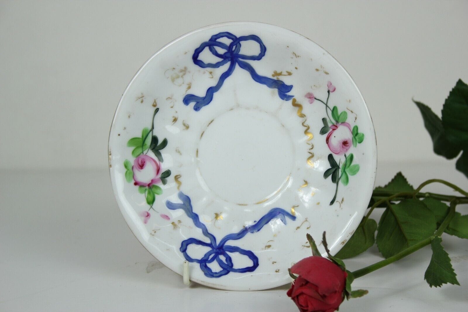 PIATTINO ANTICO IN PORCELLANA DIPINTO A MANO PIATTO DECORO FLOREALE CIOTOLA Ceramiche e Porcellane