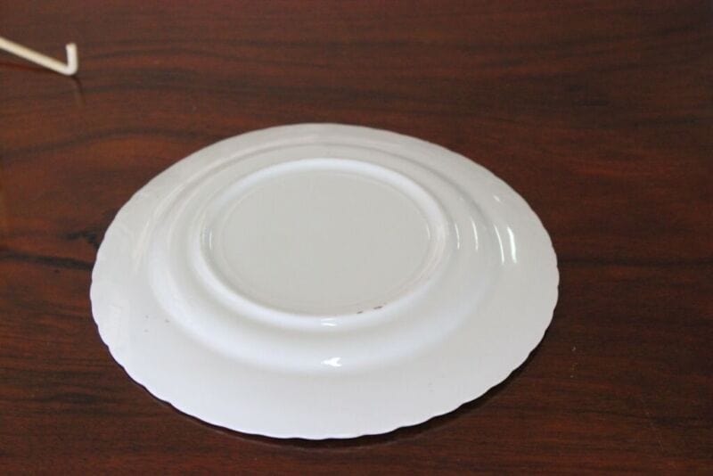 PIATTINO D'EPOCA DA COLLEZIONE IN PORCELLANA / VINTAGE BONE CHINA PLATE Ceramiche e Porcellane