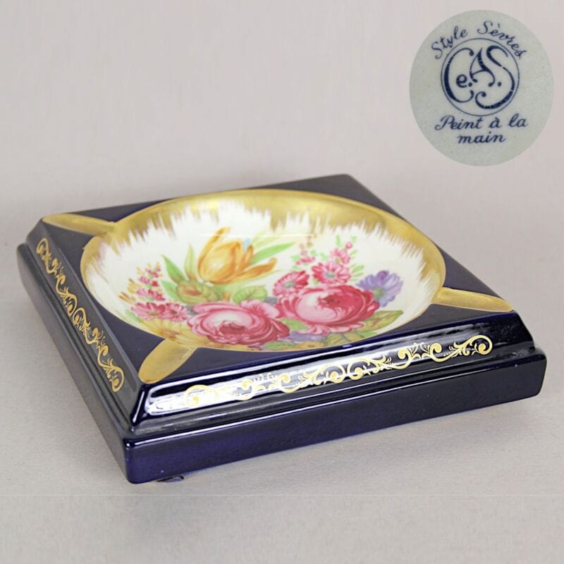 POSACENERE VINTAGE ELEGANTE ANTICO PORTACENERE SYLE SEVRES BLU COBALTO ORO ROSE Pubblicità vintage