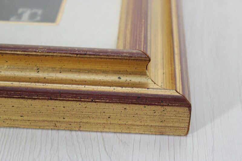 Quadro mezzo punto ricamo vintage ricamato con lana fiori cornice oro dorata Corredo Pizzi e Tessuti