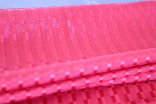 SCAMPOLO DI STOFFA VINTAGE DI COLORE ROSSO L. cm 150 h 117 made in JAPAN Corredo Pizzi e Tessuti