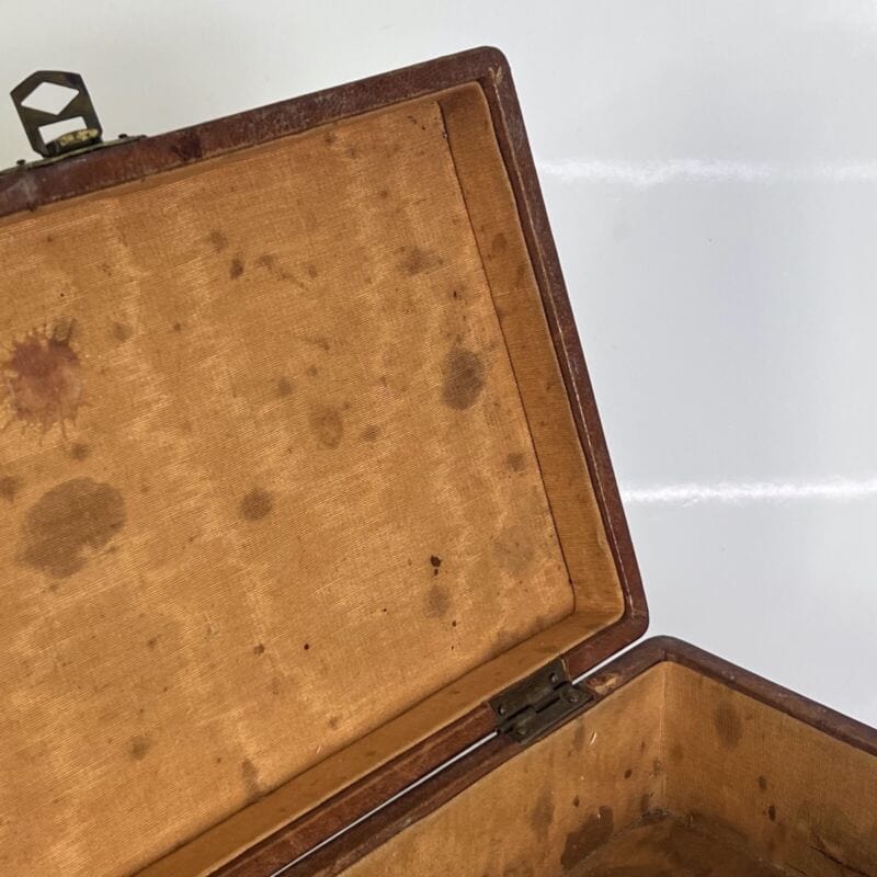 Scatola antica in legno portasigarette porta carte da Gioco – La Primula  Rossa Antiquariato