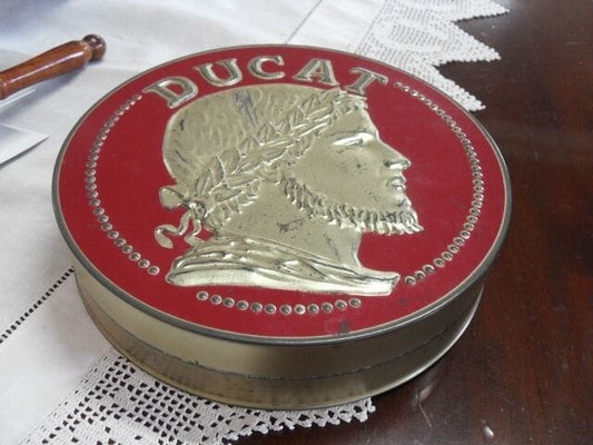 SCATOLA IN LATTA DA COLLEZIONE   DUCAT   - VINTAGE FRENCH  TIN BOX Pubblicità vintage