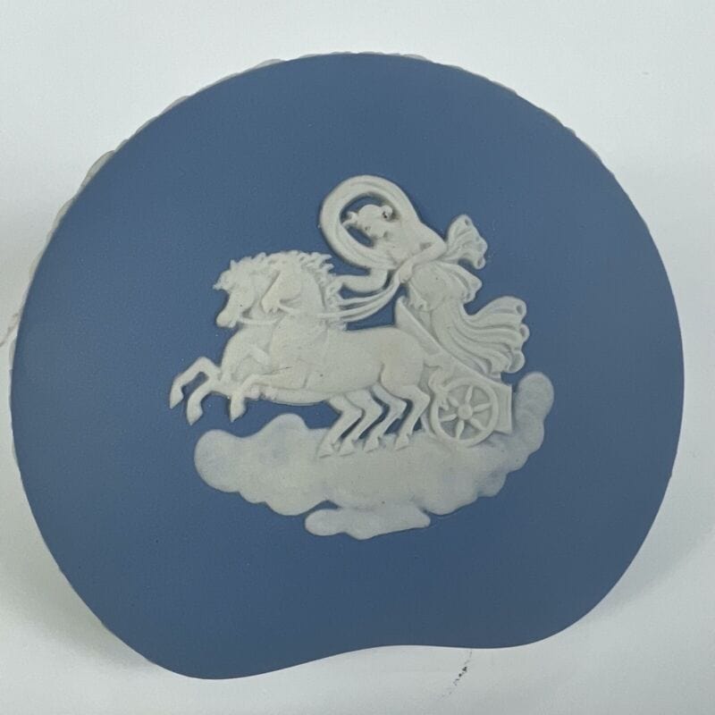 Scatola Portagioie in porcellana scatolina Wedgwood Celeste Vintage Putti Angeli Ceramiche e Porcellane