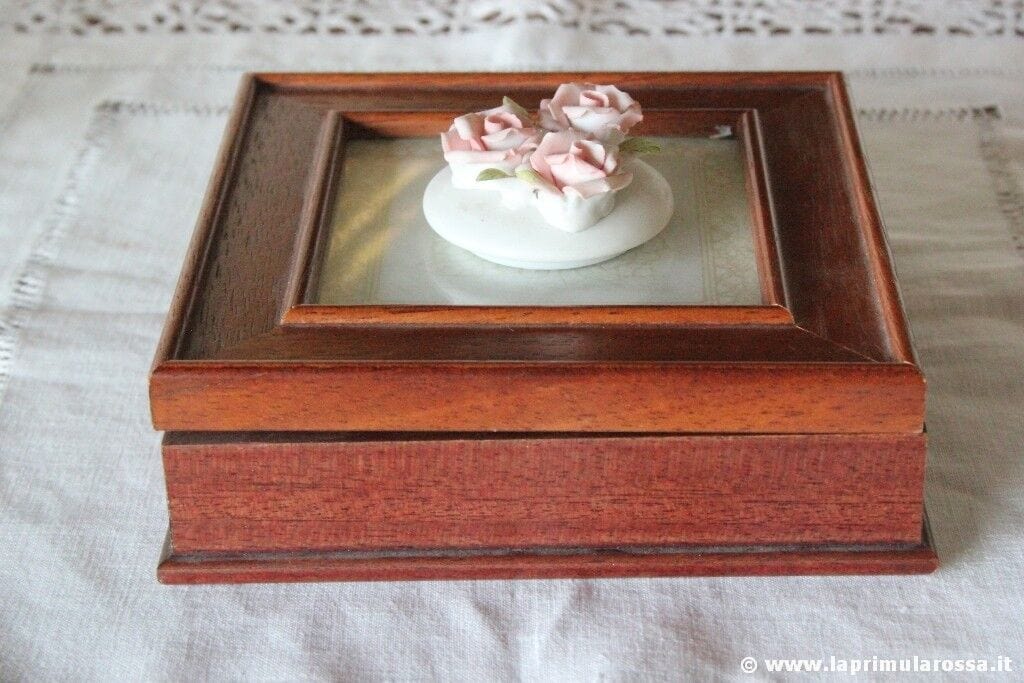 SCATOLA PORTAGIOIE STILE RETRO IN LEGNO - VINTAGE WOODEN JEWELRY BOX Scatole in legno