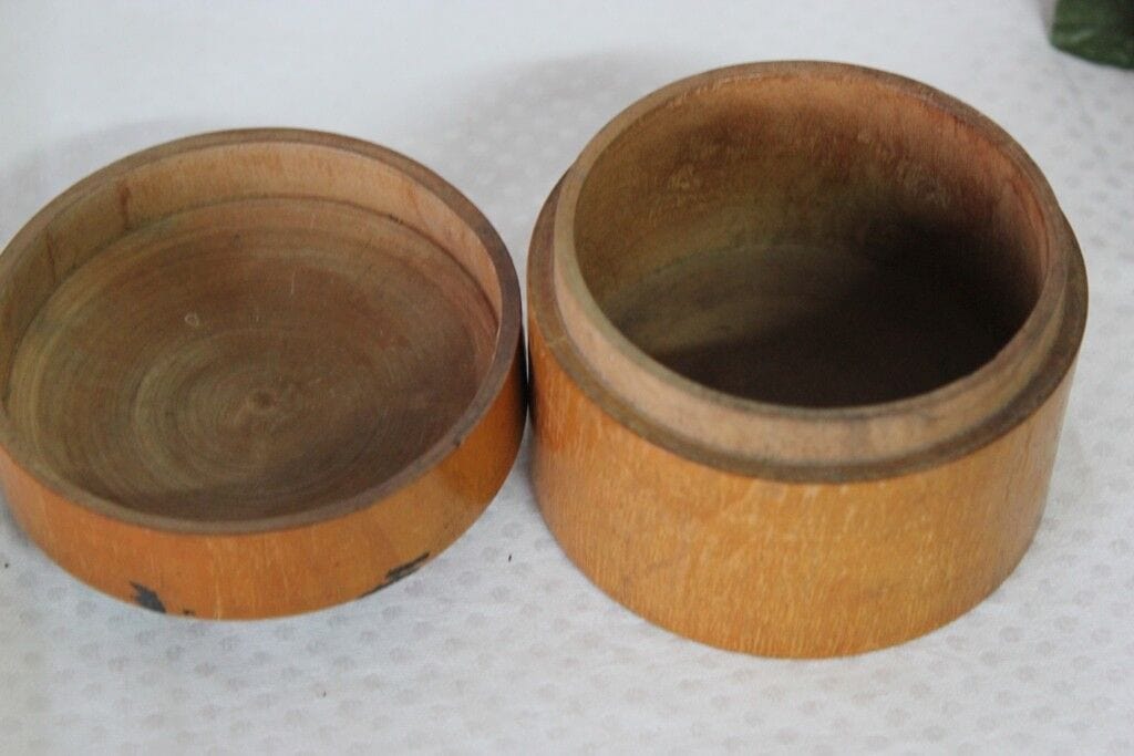 SCATOLA VINTAGE IN LEGNO   VECCHIA SCATOLINA DIPINTA  PORTAOGGETTI Scatole in legno