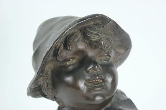 Scultura in bronzo firmata antica statua busto bambino fanciullo con base marmo Ottone