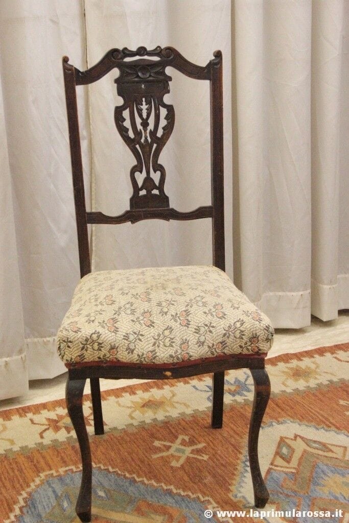 SEDIA ANTICA IN LEGNO SCHIENALE INTAGLIATO - VICTORIAN WOODEN CHAIR Arredamento