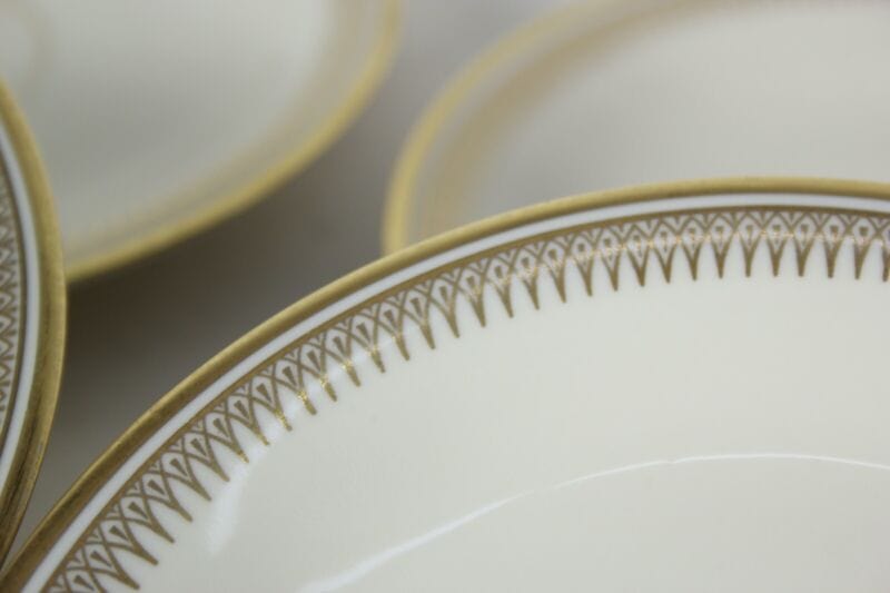 Servizio antico da the te in porcellana Bavaria bianca e oro set tazze teiera Ceramiche e Porcellane