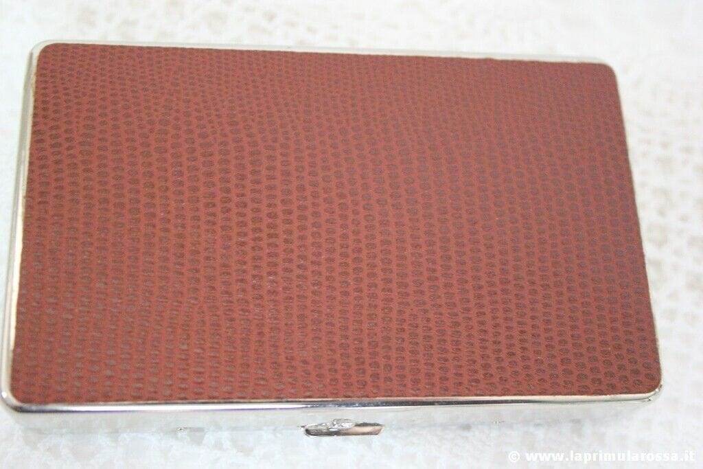SET DI MANICURE VINTAGE CON ASTUCCIO IN METALLO CROMATO E SIMILPELLE Vintage