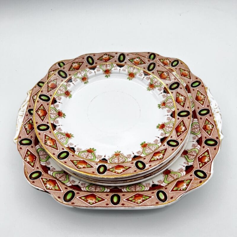Set servizio di 4 Piatti + Vassoio vintage in porcellana bianca inglese antichi Ceramiche e Porcellane