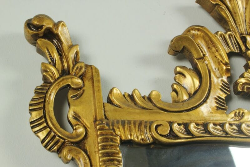 Specchiera specchio antico dorato grande con cornice in legno e oro cimasa retrò Complementi d'arredo