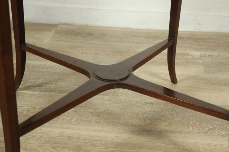 Tavolino antico rotondo a due piu ripiani tavolo in legno di mogano servomuto Arredamento