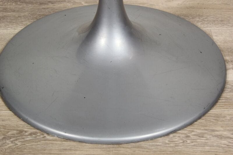 Tavolo Tulip tondo usato Grigio e Nero tavolino a fungo originale Vintage 70 cm Arredamento