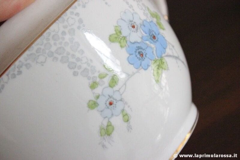 TEIERA ANTICA INGLESE  IN PORCELLANA ROYAL STANDARD DIPINTA A MANO Ceramiche e Porcellane