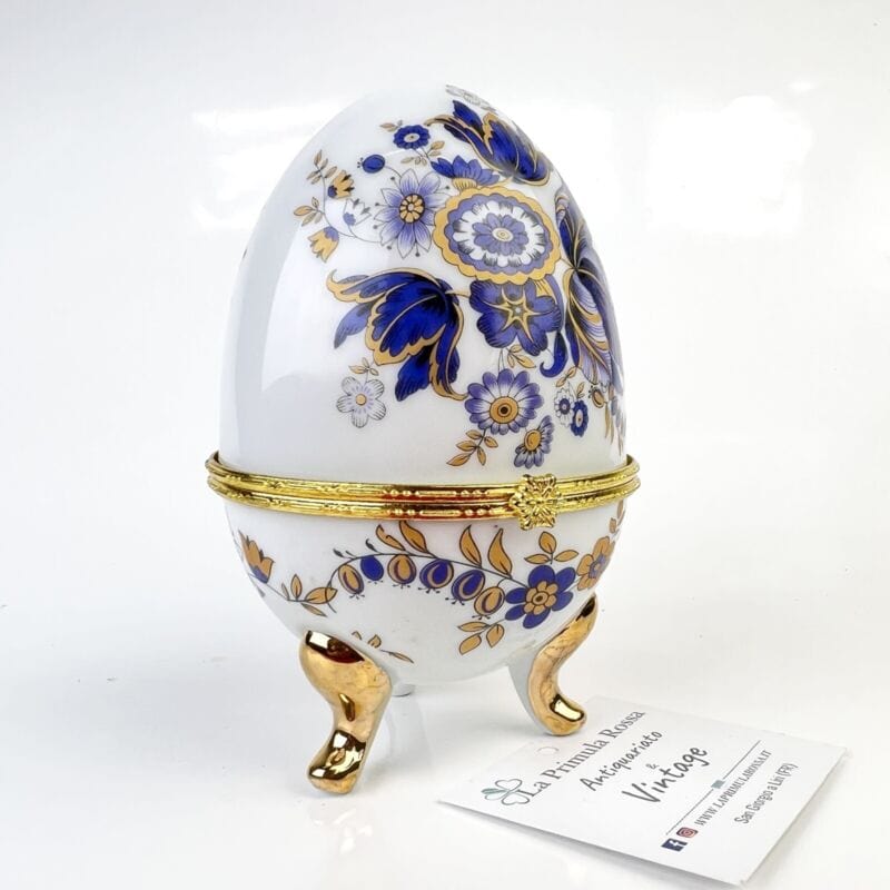 Uovo da Collezione in Porcellana bianca Viola ceramica portagioie stile Faberge' Ceramiche e Porcellane