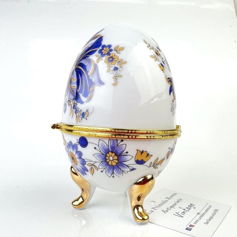 Uovo da Collezione in Porcellana bianca Viola ceramica portagioie stile Faberge' Ceramiche e Porcellane