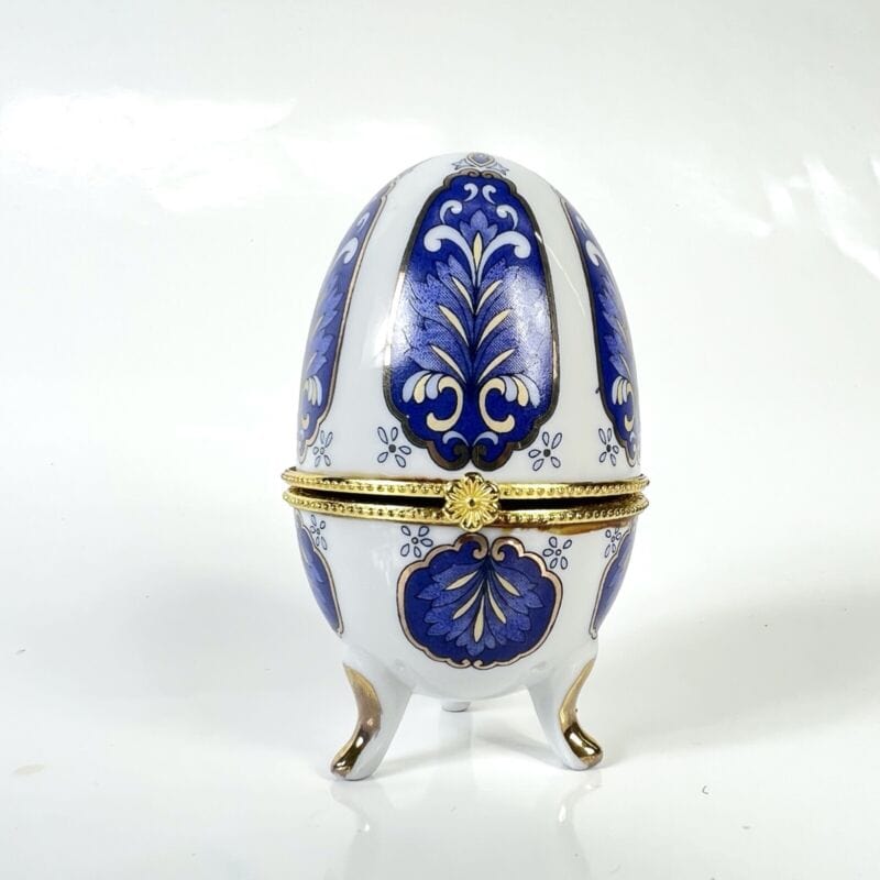 Uovo da collezione in porcellana decorativo ceramica portagioie stile Faberge' Ceramiche e Porcellane