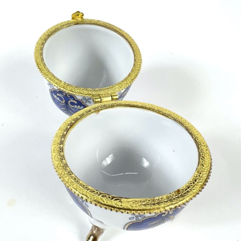 Uovo da collezione in porcellana decorativo ceramica portagioie stile Faberge' Ceramiche e Porcellane