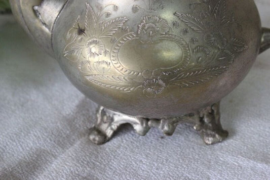 VECCHIA CAFFETTIERA IN METALLO ARGENTATO H cm22 / TEIERA VINTAGE SHEFFIELD Sheffield & Argento