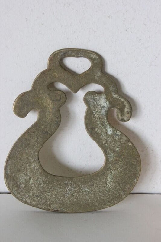VECCHIO FINIMENTO IN OTTONE PER CAVALLO   / VINTAGE HORSE BRASS / FREGIO Ottone