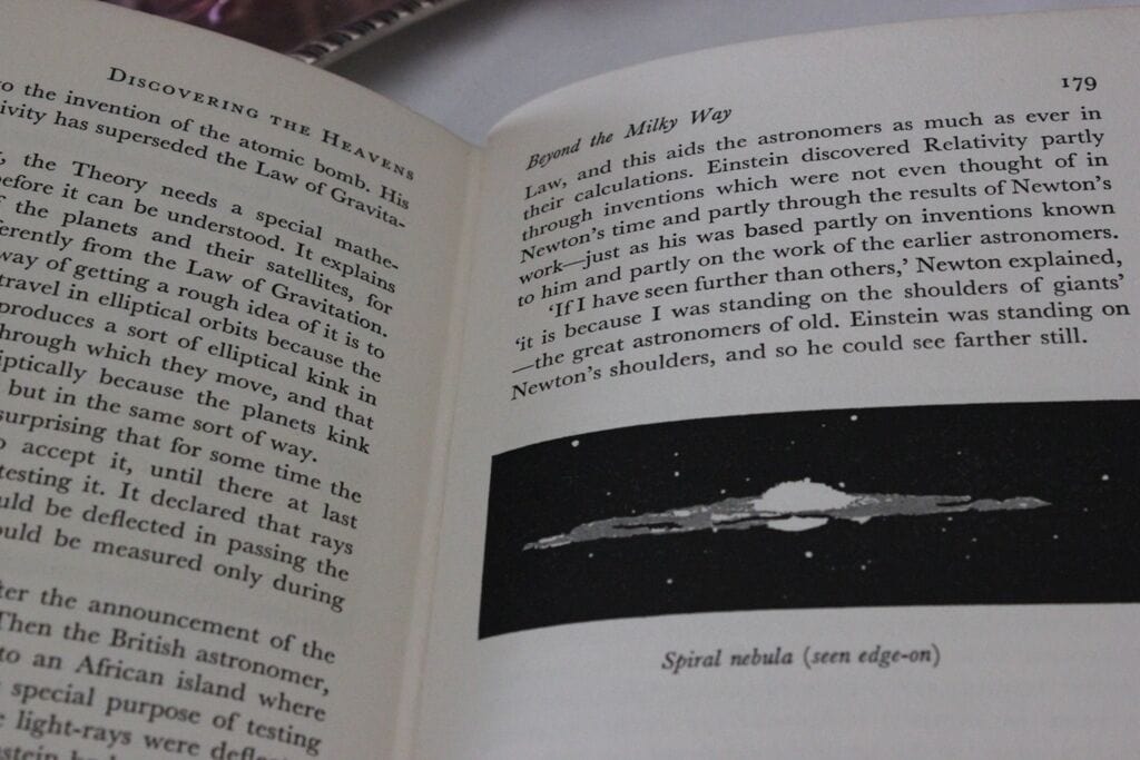 VECCHIO LIBRO INGLESE DI ASTRONOMIA ANNO 1958 / DISCOVERING THE HEAVENS Libri