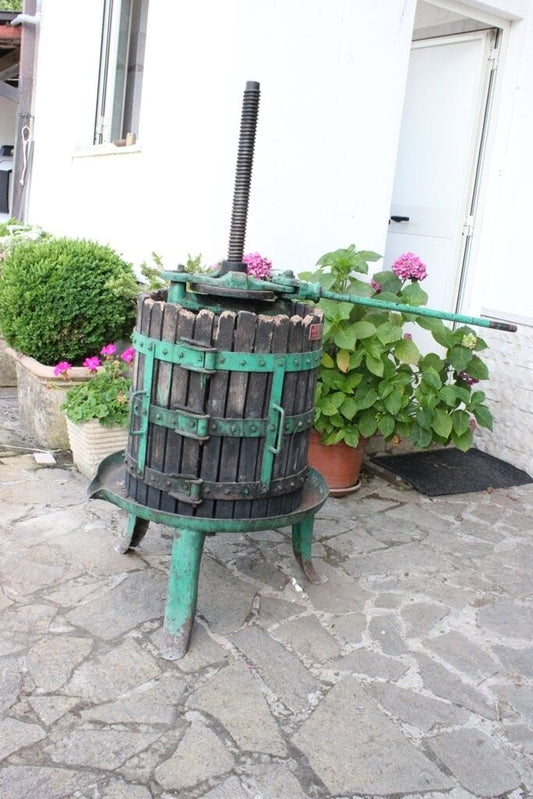 VECCHIO TORCHIO PER VINO H cm 150 IN GHISA E LEGNO  F.LLI ROSSI  PERUGIA Attrezzi e Strumenti